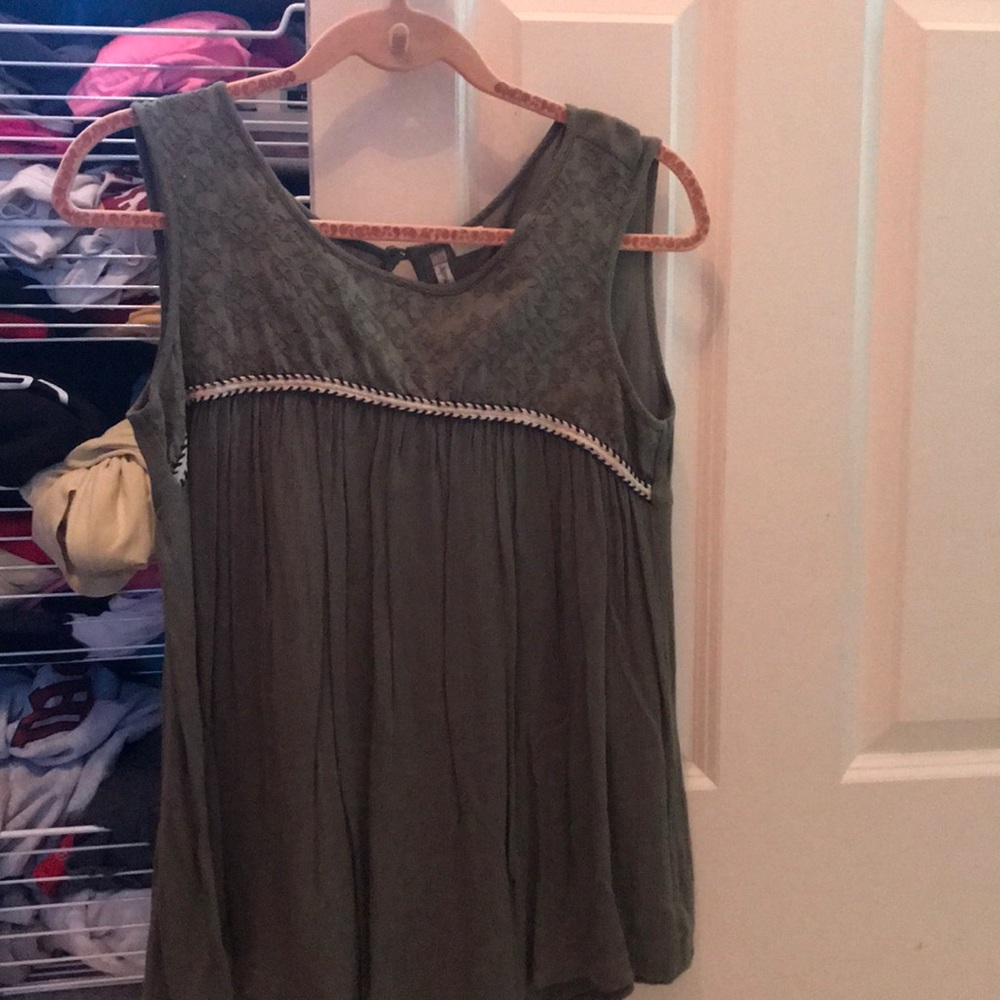 Army green flowy top